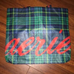 Aerie tote bag
